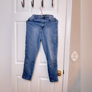 Fashion Nova High Waist Classic Blue Jeans